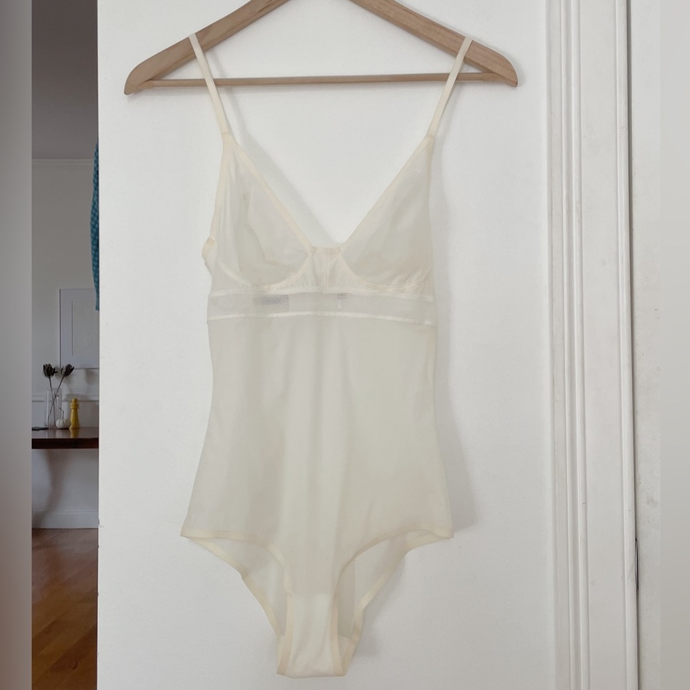 stella bodysuit